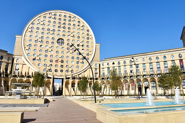 Arenes_Picasso_Noisy-Le-Grand_1