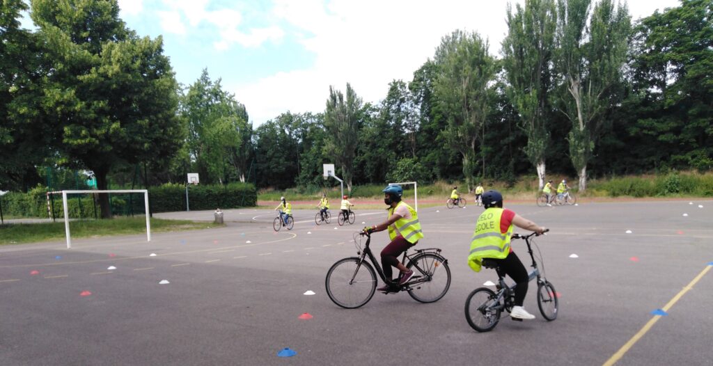 La vélo-école cherche des bénévoles : venez partager le vélo !